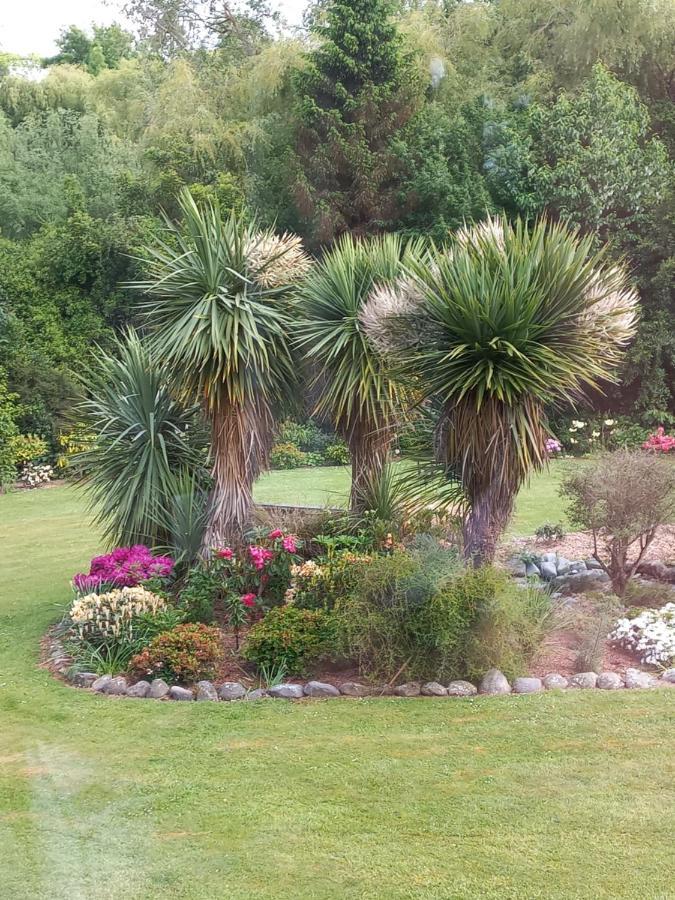 Riverstone House Bed & Breakfast 3*