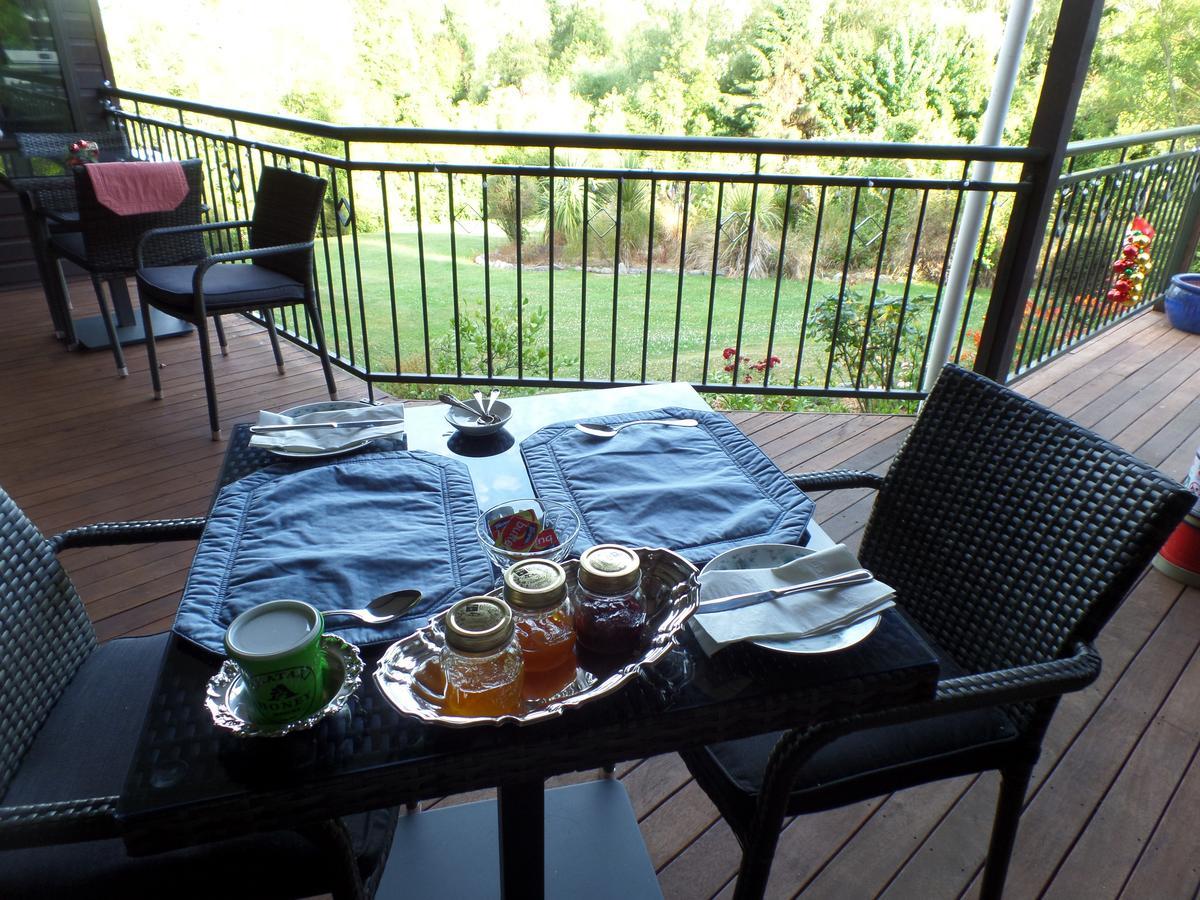 Riverstone House Bed & Breakfast